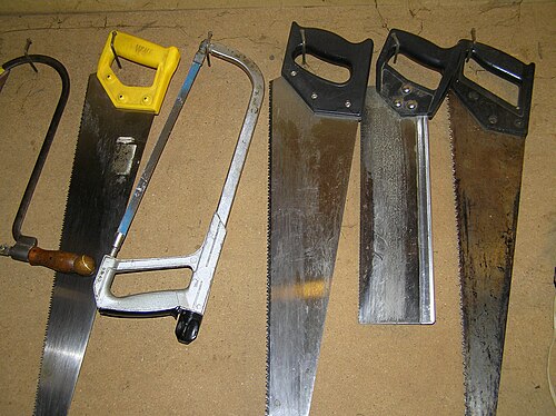 Hand saw